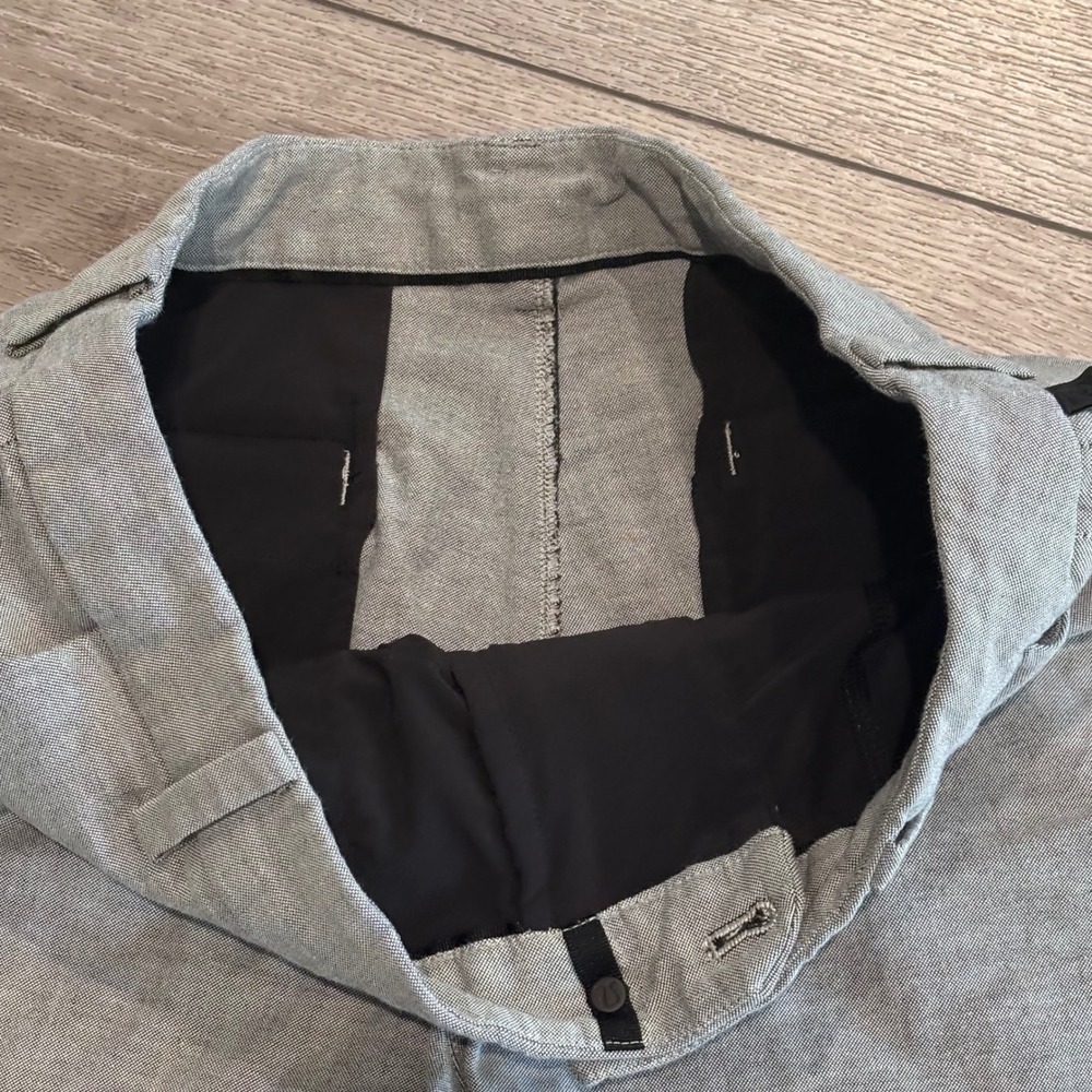 Lululemon Commission Shorts Mens 30 Grey Warpstreme 9" Inseam Chino Golf Casual - Picture 3 of 7